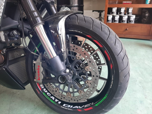 Imagem 5 de 15 de Ducati Diavel Cromo 2013