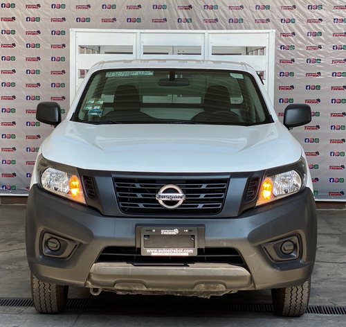 Imagen 4 de 14 de Nissan Np300 Estaquitas