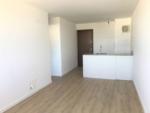 Venta Con Renta De 2 Dormitorios Y Garaje Tres Cruces
