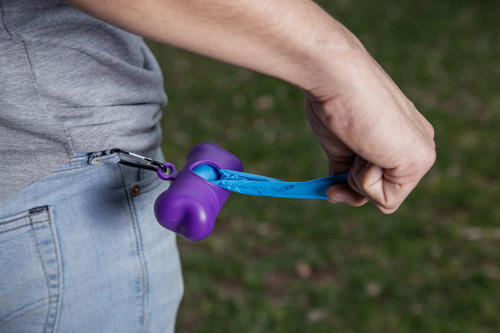 Dispensador Bolsas Desechables Perros Y 4 Repuestos Reynera Color Morado