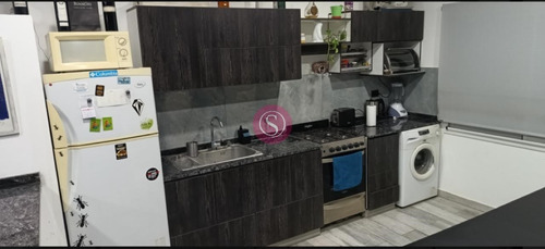Casa En Venta En De Vicenzo Grande, Del Viso, Pilar