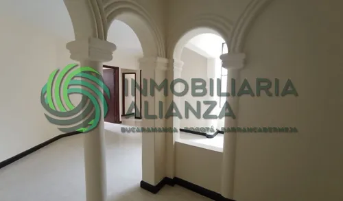Apartamento En Arriendo En Centro. Cod A4340
