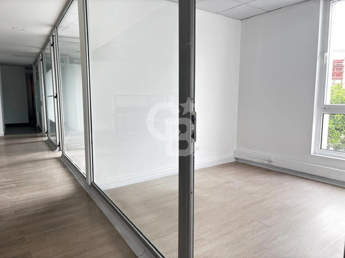 Oficina Semihabilitada Ciudad Empresarial 267 M2