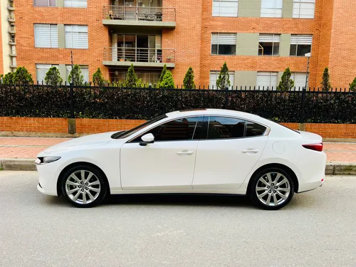 Mazda 3 2.0 Grand Touring At Hibrido Ligero - Mhev