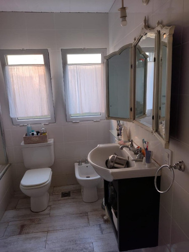 Casa En Venta - 4 Dormitorios 4 Baños - Cocheras - 993mts2 - Escobar