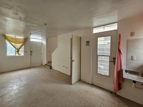 Casa En Venta-alianza, Fraccionamiento Oporto, Cdad. Benito Juárez, N.l. (34783571352)
