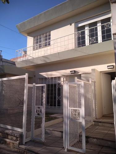 Imagen 1 de 15 de A Estrenar - B° General Paz - Dos Dormitorios En Planta Alta - Terraza Propia