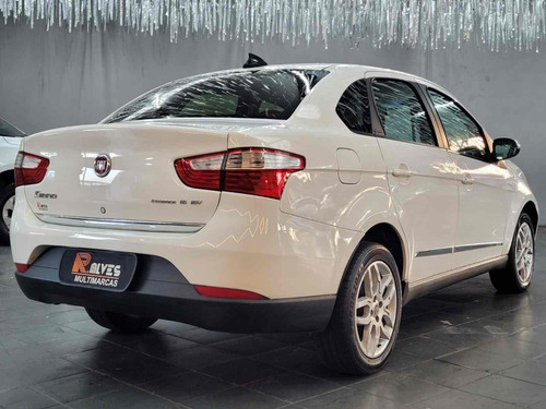 Fiat Grand Siena 1.6 MPI ESSENCE 16V FLEX 4P AUTOMATIZADO