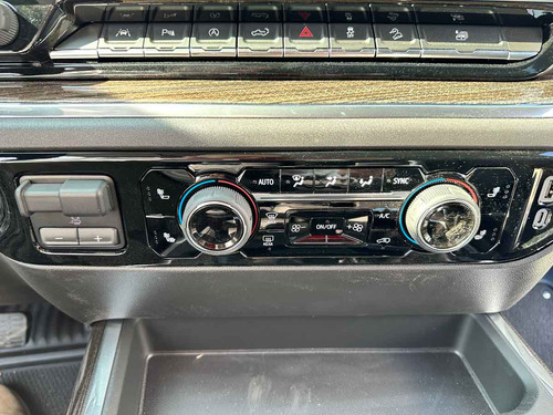 Chevrolet Silverado Lt Trailboss 5.3 Nafta At 0km 2025