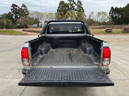 Toyota Hilux 2.7 Cd Srv Vvti 4x2 - A3