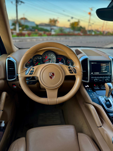 Porsche Cayenne 4.8 V8 S 5p