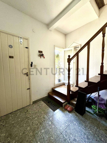 Venta De 2 Casa De 6 Ambientes 4 Dormitorios, Tigre Centro ...