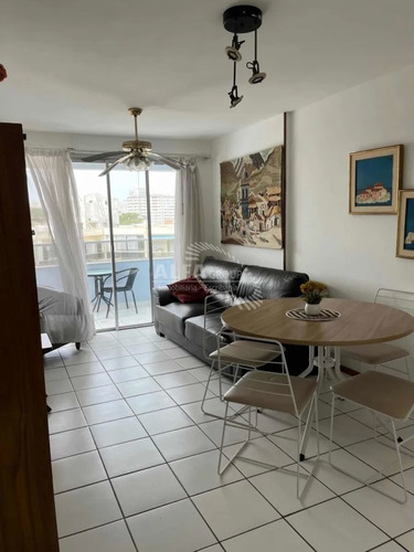 Imagen 2 de 10 de Apartamento En Venta, Playa Mansa