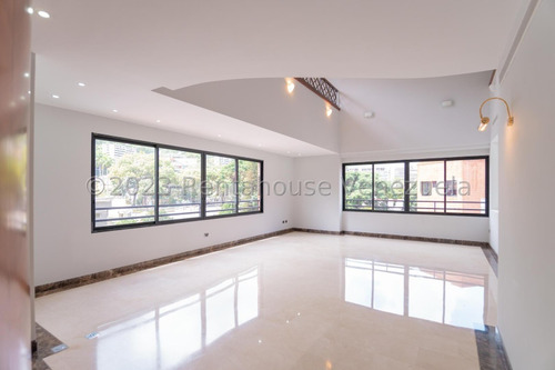 Vendo Apartamento Penthouse Varios Niveles Altamira Yf