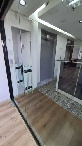Imagen 4 de 20 de En Alquiler Oficina Amoblada Av Romulo Gallegos 127m2 Oportunidad