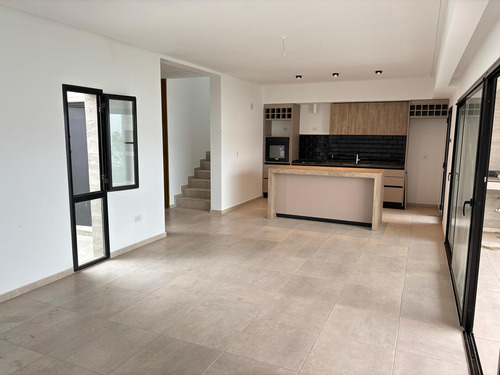 Colinas De Manantiales * Casa 2 Dorm * Terreno 250m2 * A Estrenar