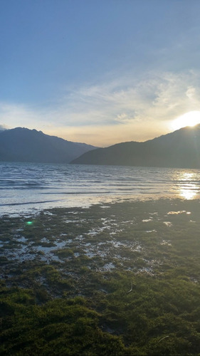 Hermosa Casa En Lago Puelo, Isla Norte. Apto Crédito