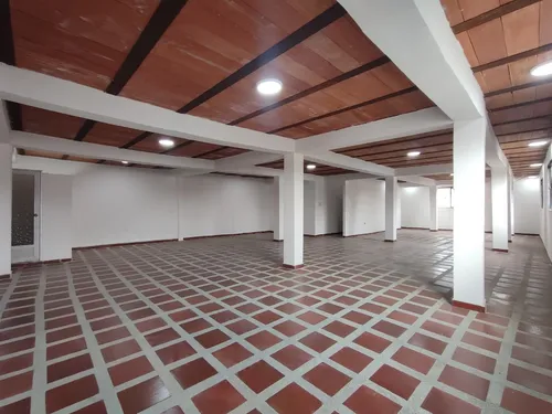 Local En Arriendo En El Contento. Cod A30828