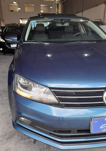 Imagen 2 de 14 de Volkswagen Vento 2.5 Luxury 170cv Les Automotores