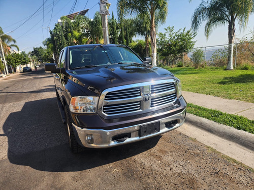 Ram 1500 Pick-up 2017 Bighorn Doble Cab. 4x4