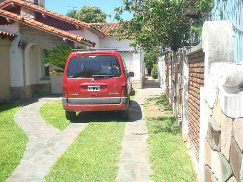 Imagen 2 de 14 de Casa Para 2 Familias En Venta En Moron Centro
