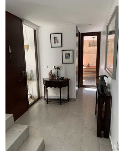 Casa En Las Condes / C El Cerro En Condominio Arrayan