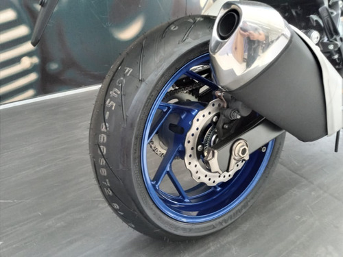 Imagem 7 de 8 de Gsx 750 S Az - Branca E Azul - 2022 (zero Km)