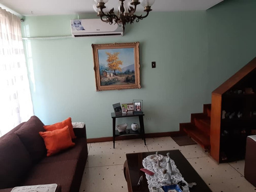 Imagen 1 de 14 de En Venta Apartoquinta En Trigal Sur Raiza Peña 04122190291
