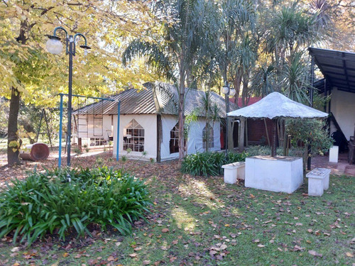 Casa En Venta - 5 Dormitorios 2 Baños - 150mts2 - Loma Verde