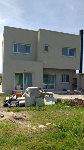 Imagen 19 de 20 de Casa En Venta En Pilar Del Este, Pilar, G.b.a. Zona Norte