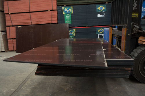 Fenolico Plastificado Negro Miraluz - 18 Mm X 1.22x2.44 Mts