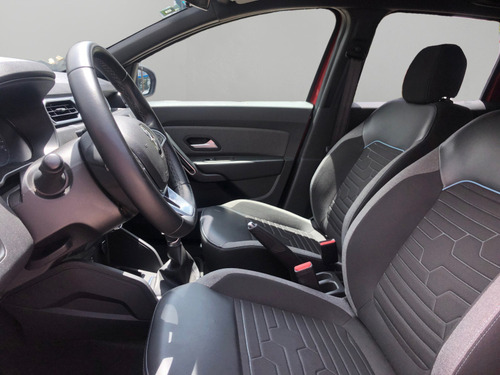 Renault Duster 5p Iconic L4/1.3/T Aut