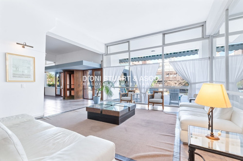 En Venta 2 Dormitorios En Punta Del Este - Frente A Plaza Los Artesanos - Oportunidad