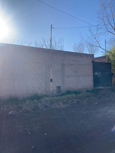 Galpón En Venta Lunlunta