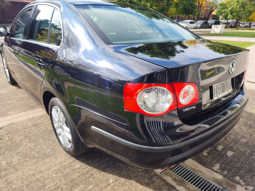 Volkswagen Vento 2.5 Advance 170cv