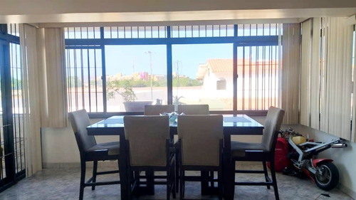 Imagen 3 de 10 de Apartamento En Venta Lechería, Conjunto Residencial Puerto Príncipe, Excelente Ubicación. Mercedes Ron 04248345991