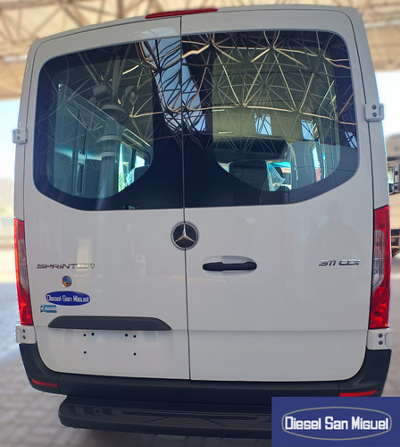 Mercedes-Benz Sprinter 311 3250 Furgón Mixto 4+1