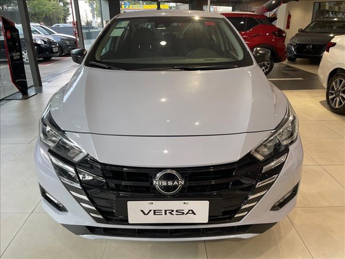 Nissan Versa 1.6 16V FLEX SENSE XTRONIC