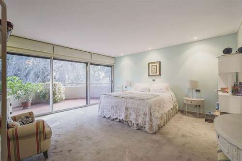 Departamento En Venta De 4 Dorm. En Las Condes