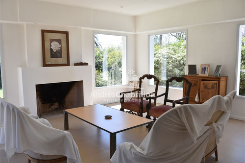 Venta Casa 4 Dormitorios Concordia Con Cochera