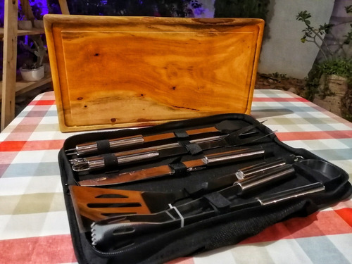 Kit Parrillero Con Tabla De Madera De Mora