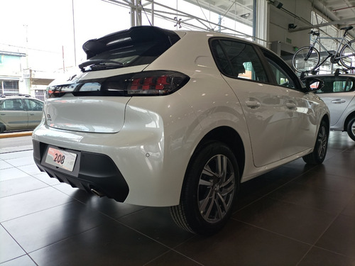 Imagen 12 de 17 de Peugeot 208 1.6 Feline Tiptronic - Avec Peugeot
