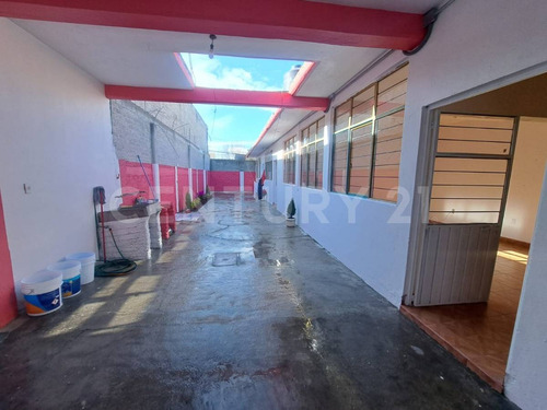 Casa En Renta Con Local Comercial En San Martín Azcatepec, Tecámac.