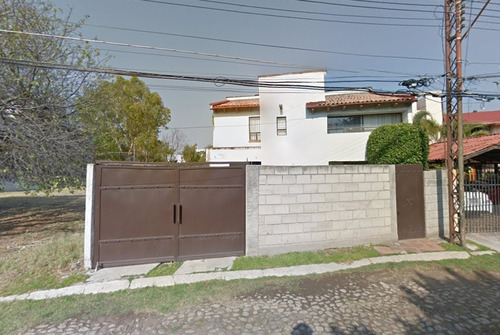 Casa En Col. Jurica, Calle Ciruelos, Queretaro, Qro (dv6-d1)