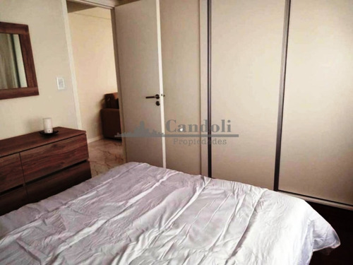 Departamento En Venta 2 Ambientes - Centro, Lateral Reciclado