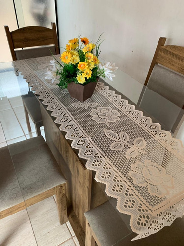 Caminho De Mesa Retangular Tulipa Renda 1,5m X 40cm Promoção