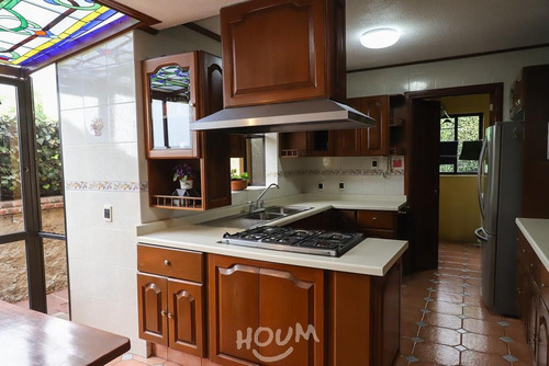 Casa En Valle Escondido, Tlalpan Con 3 Habitaciones