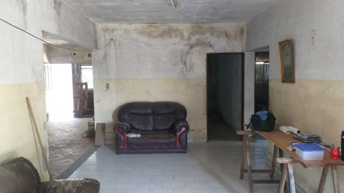 Imagen 3 de 11 de Casa 4 Ambientes En Venta Berazategui