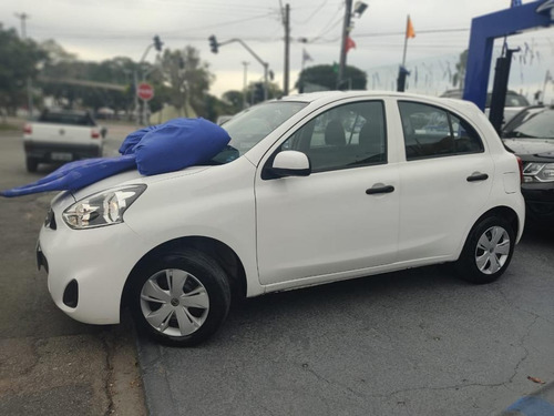 Imagem 1 de 13 de Nissan March S 1.0 12v Flex 5p