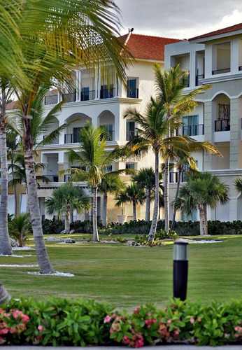 Renta Y Venta Penthouse En Aquamarina Cap Cana, Punta Cana.